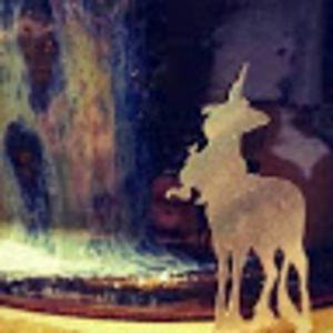 Meet your Posher, Cecily